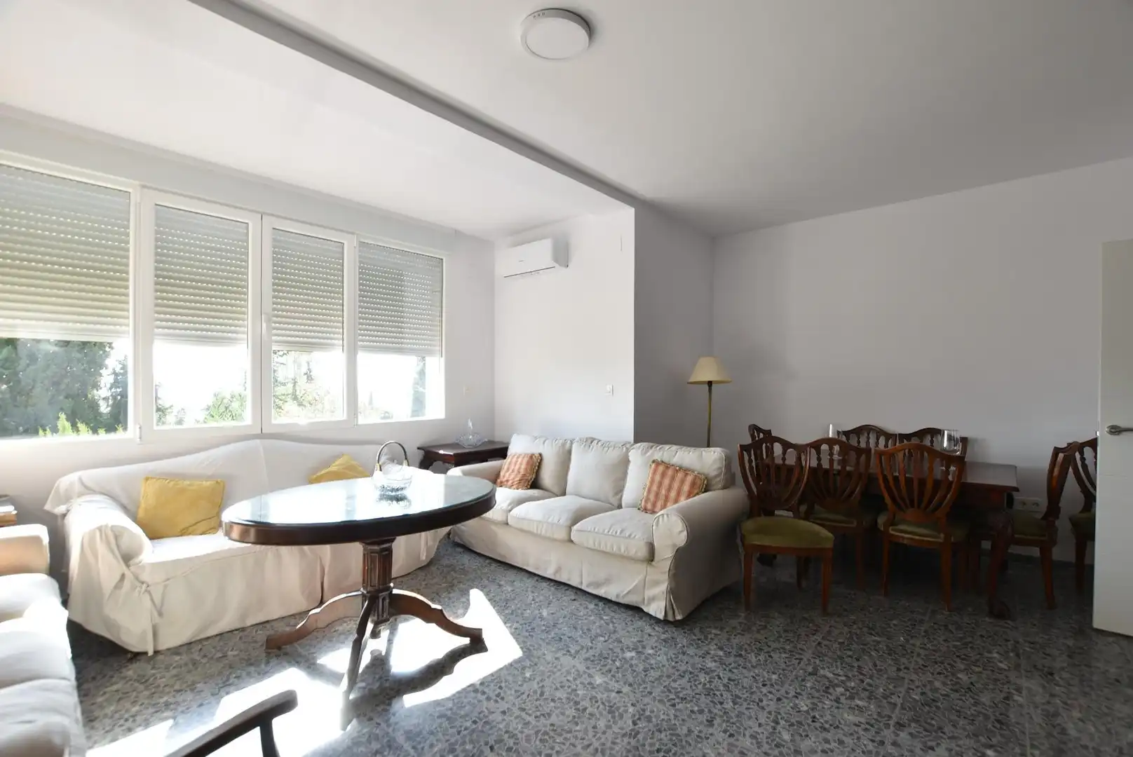 Sala d'estar de Casa o xalet de lloguer en Granada amb Aire condicionat, Terrassa i Piscina