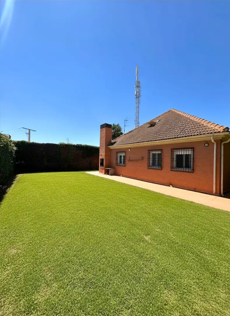 Garden of Detached homes for sale in Alcázar de San Juan  with Private garden and Community pool