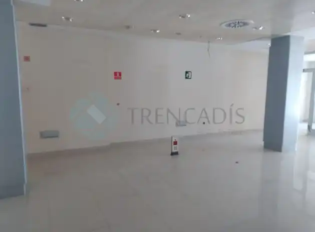 Business premises for sale in esclaves, imagen 7