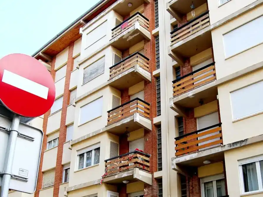Außenansicht von Wohnung zum Verkauf in Camprodon mit Balkon