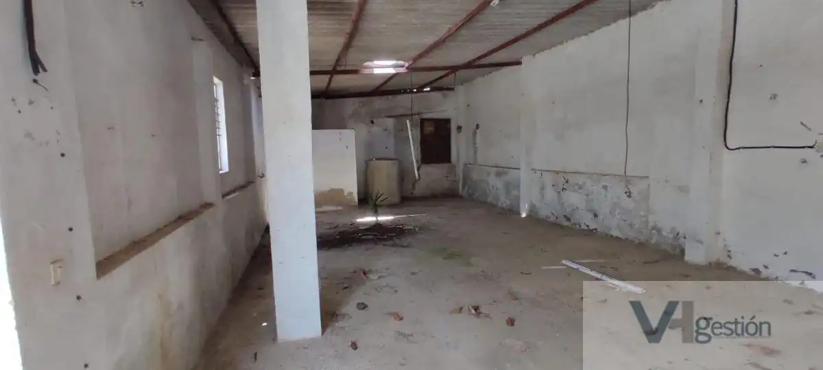 Industrial buildings for sale in Puerto Serrano