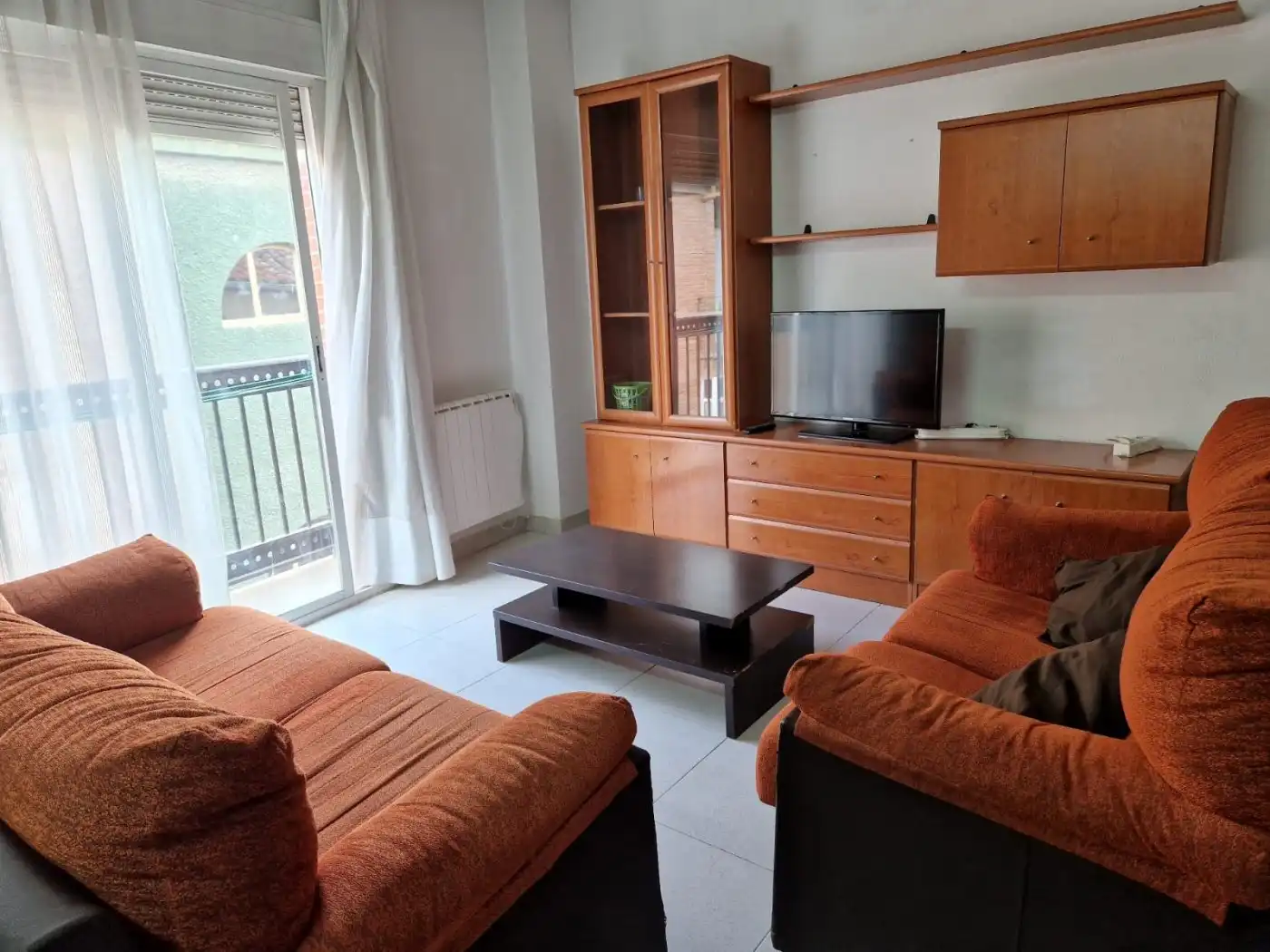 Wohnzimmer von Wohnung zur Miete in Granada mit Möbliert