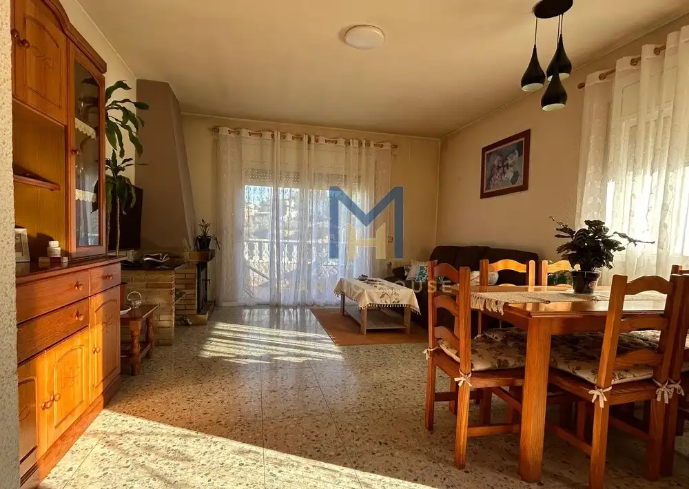 Sala d'estar de Casa o xalet en venda en Maçanet de la Selva amb Aire condicionat, Calefacció i Jardí privat