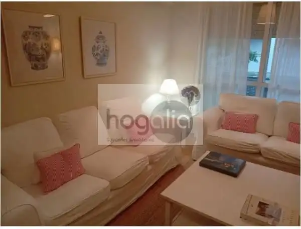 Flat for rent in El Cano - Los Bermejales