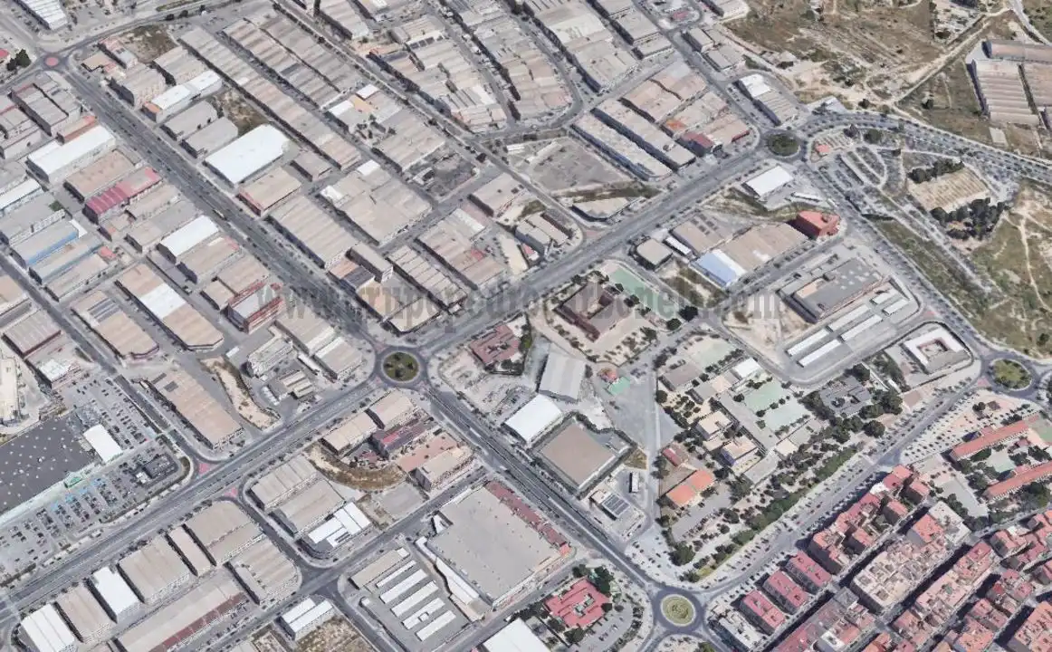 Industrial building to rent in Elche ciudad