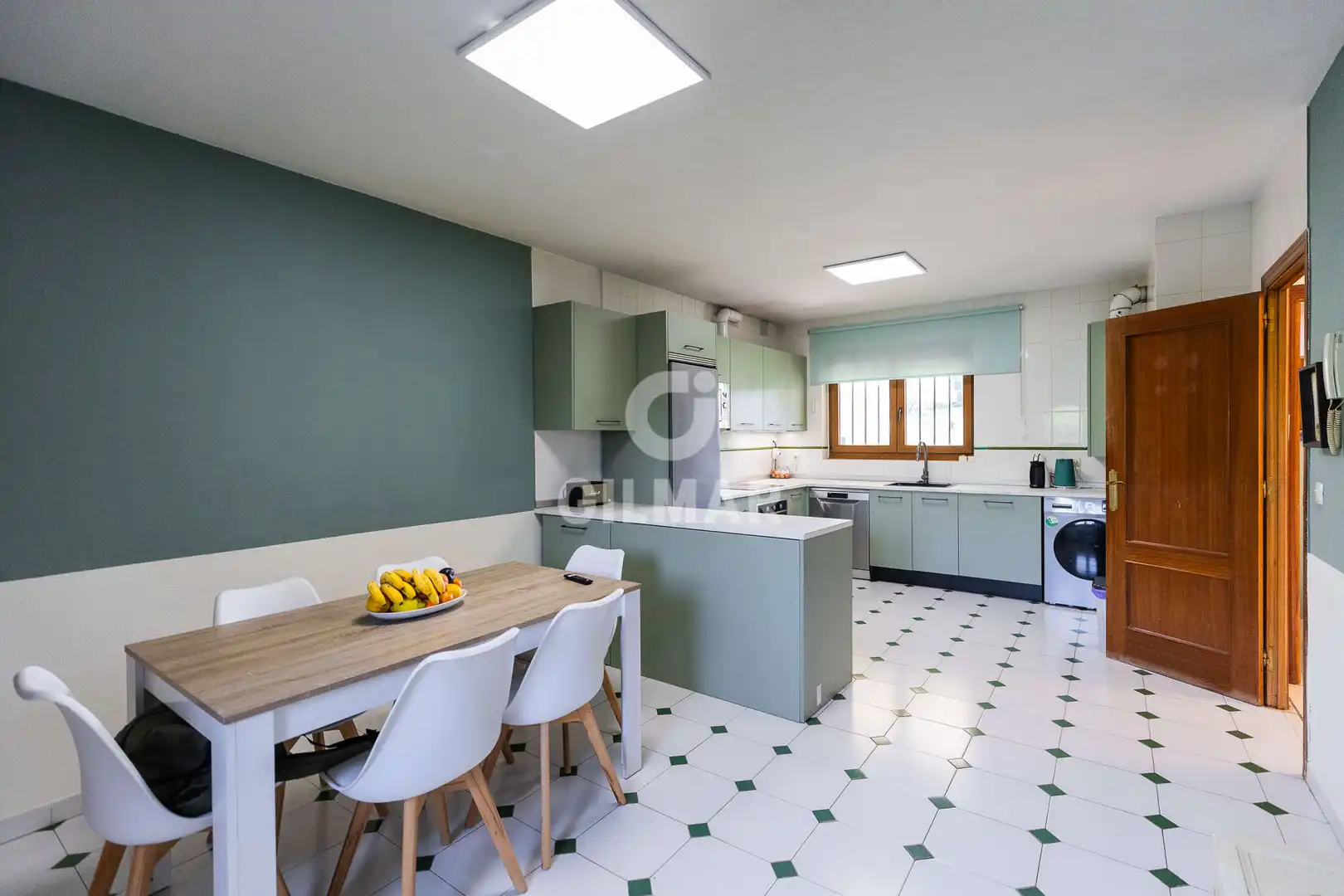 Cocina de Casa o chalet en venta en Galapagar con Calefacción, Jardín privado y Piscina