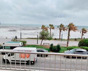 Vista exterior de Pis de lloguer en Torrevieja amb Piscina comunitària