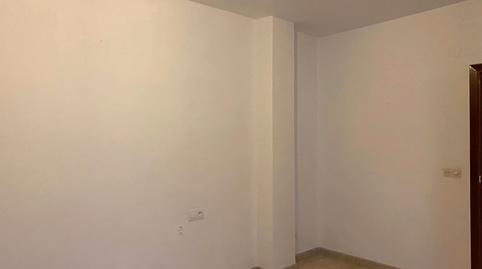 Foto 3 de Piso de alquiler en Calle Calatañazor, Santa Rosa - Valdeolleros,  Córdoba Capital