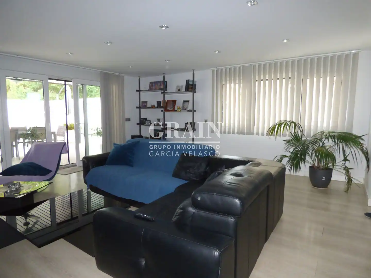 Living room of Houses for sale in Albacete  with Heating, Terrace and Storage room