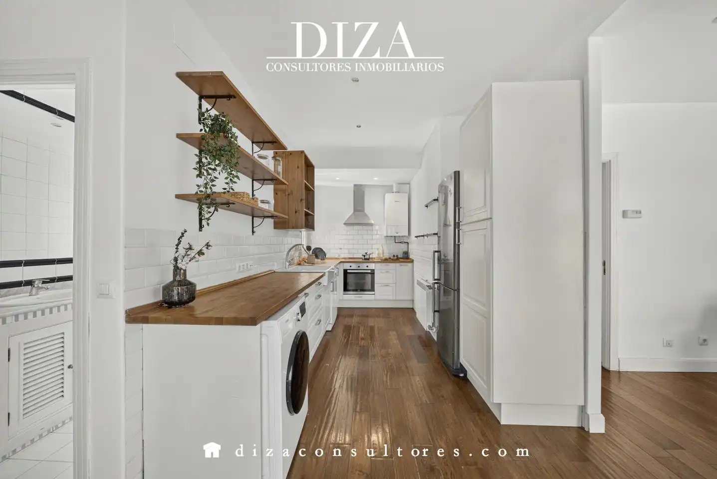Cocina de Ático en venta en Madrid con Aire acondicionado, Calefacción y Terraza