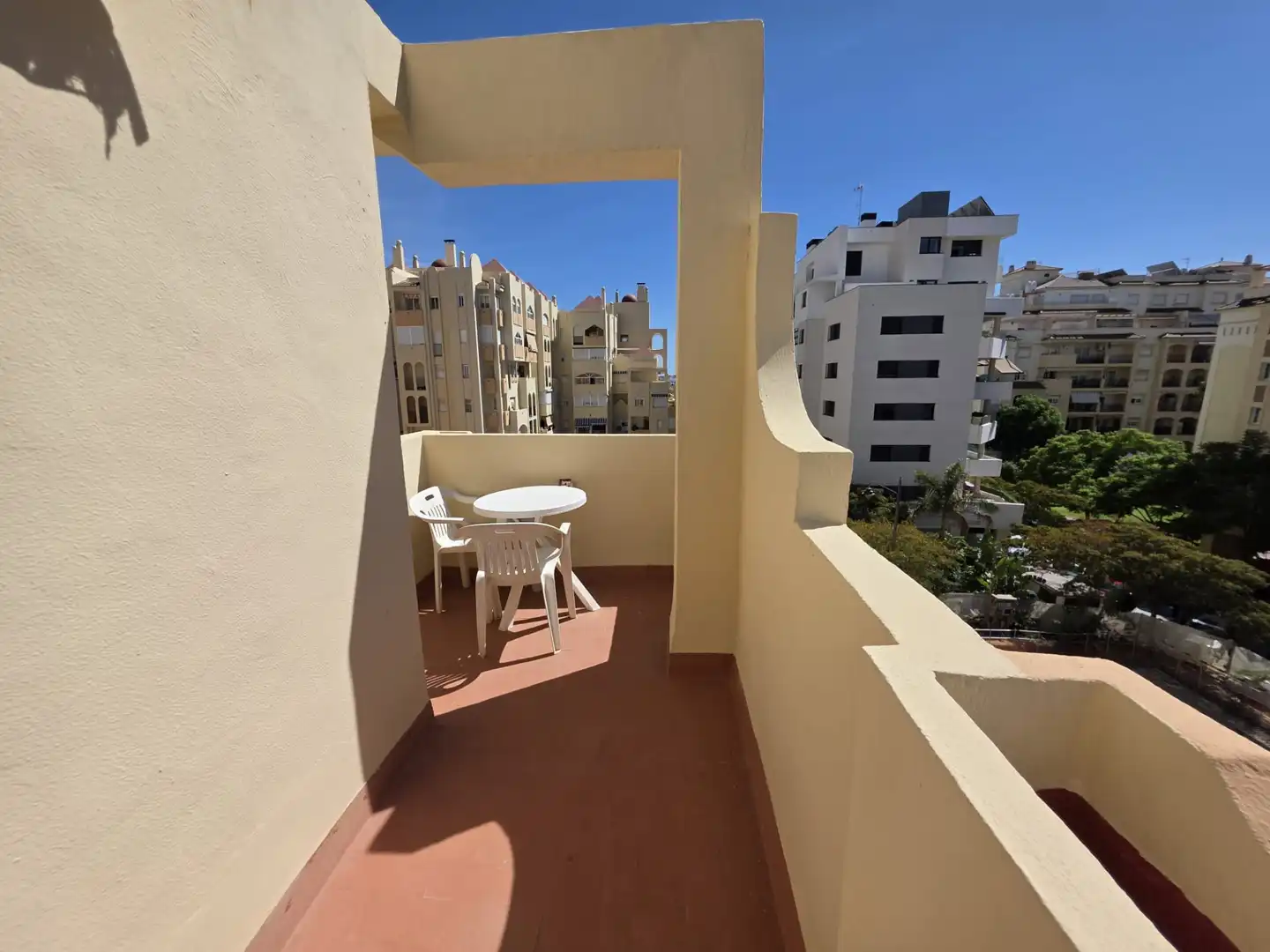 Dúplex amb piscina en venda a Estepona Pueblo, imagen 11