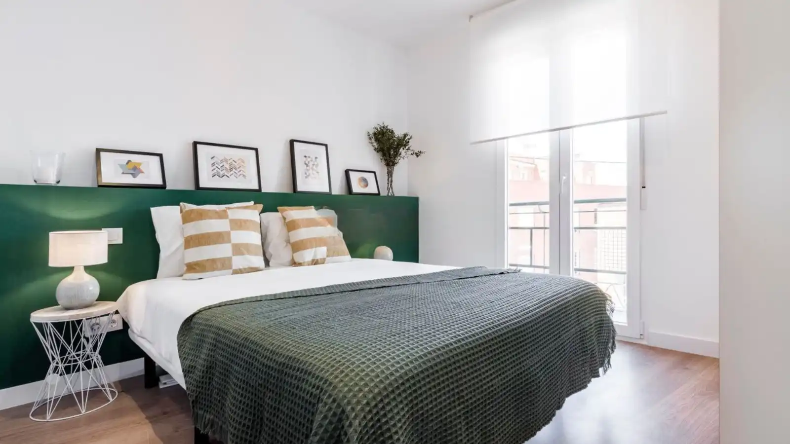 Schlafzimmer von Wohnung zur Miete in Madrid mit Klimaanlage, Heizung und Möbliert