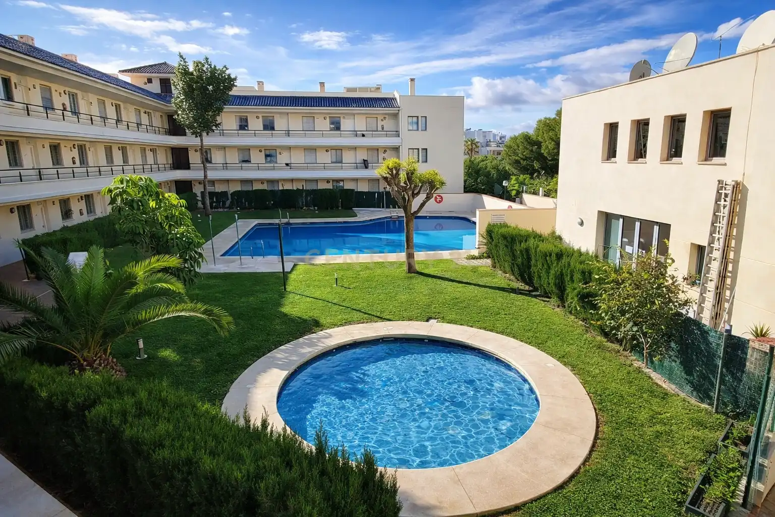 Piscina de Apartamento en venta en Fuengirola con Jardín privado, Trastero y Piscina