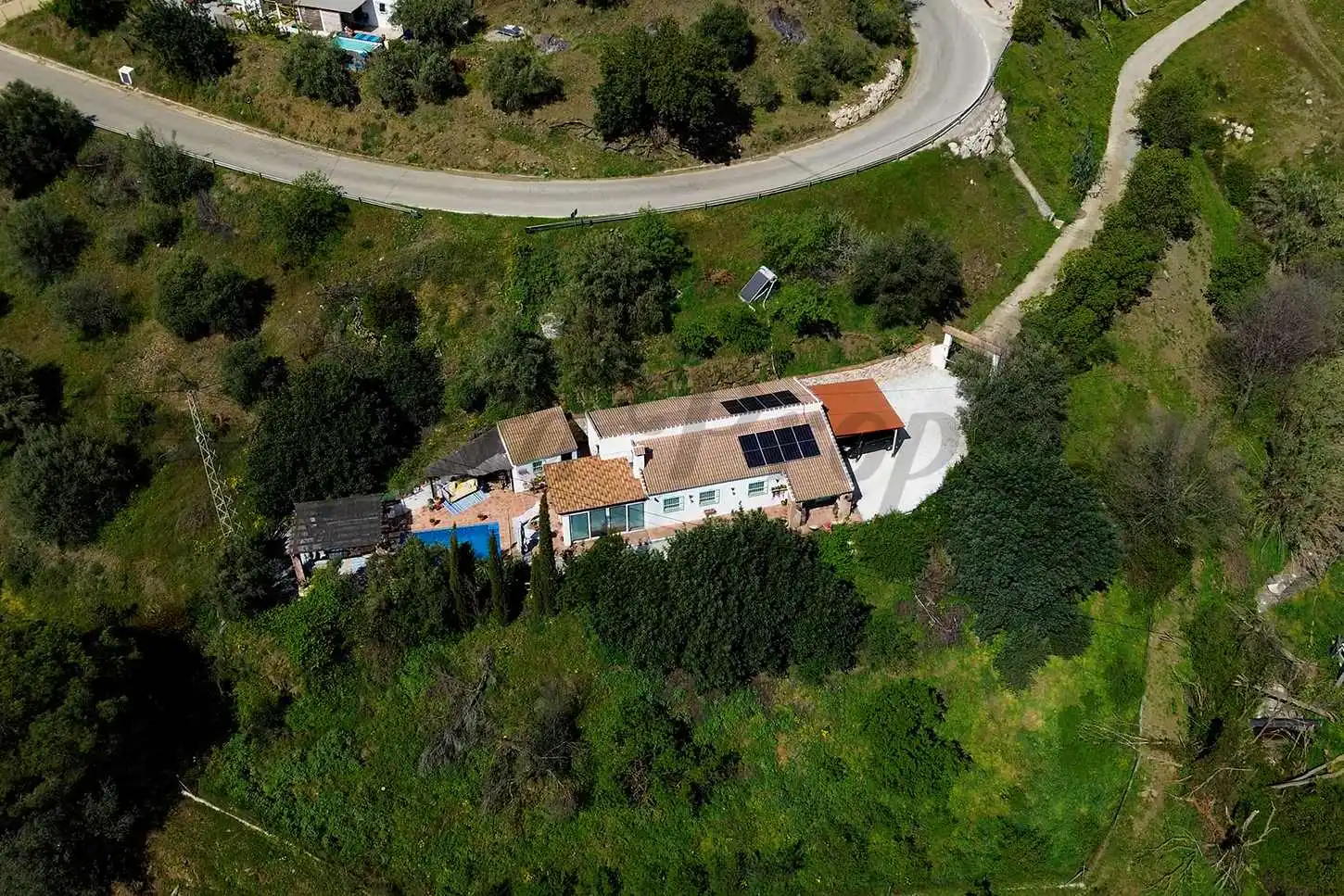Vista exterior de Finca rústica en venda en Árchez amb Aire condicionat, Calefacció i Jardí privat