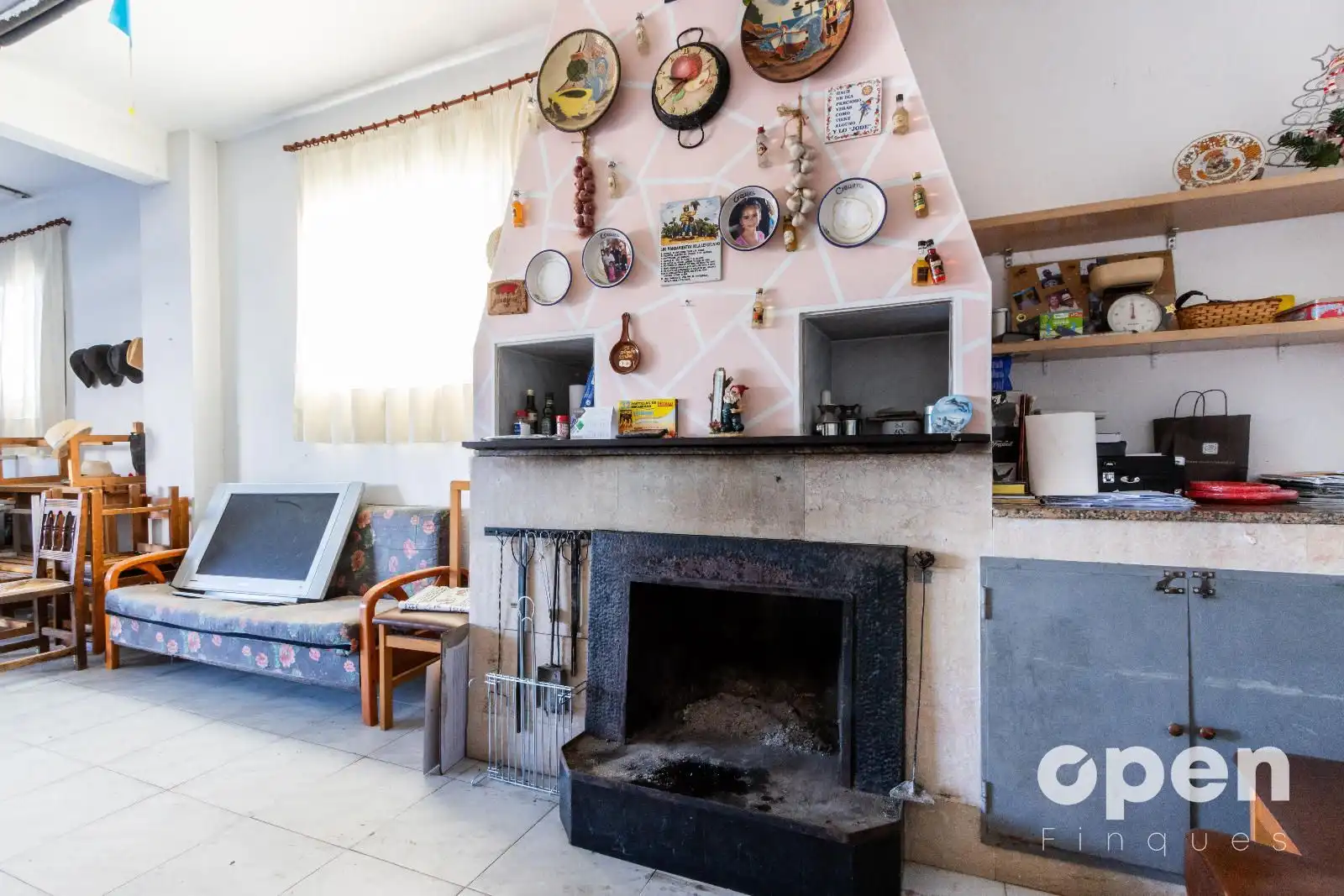 Sala de estar de Casa o chalet en venta en Terrassa con Aire acondicionado, Calefacción y Terraza