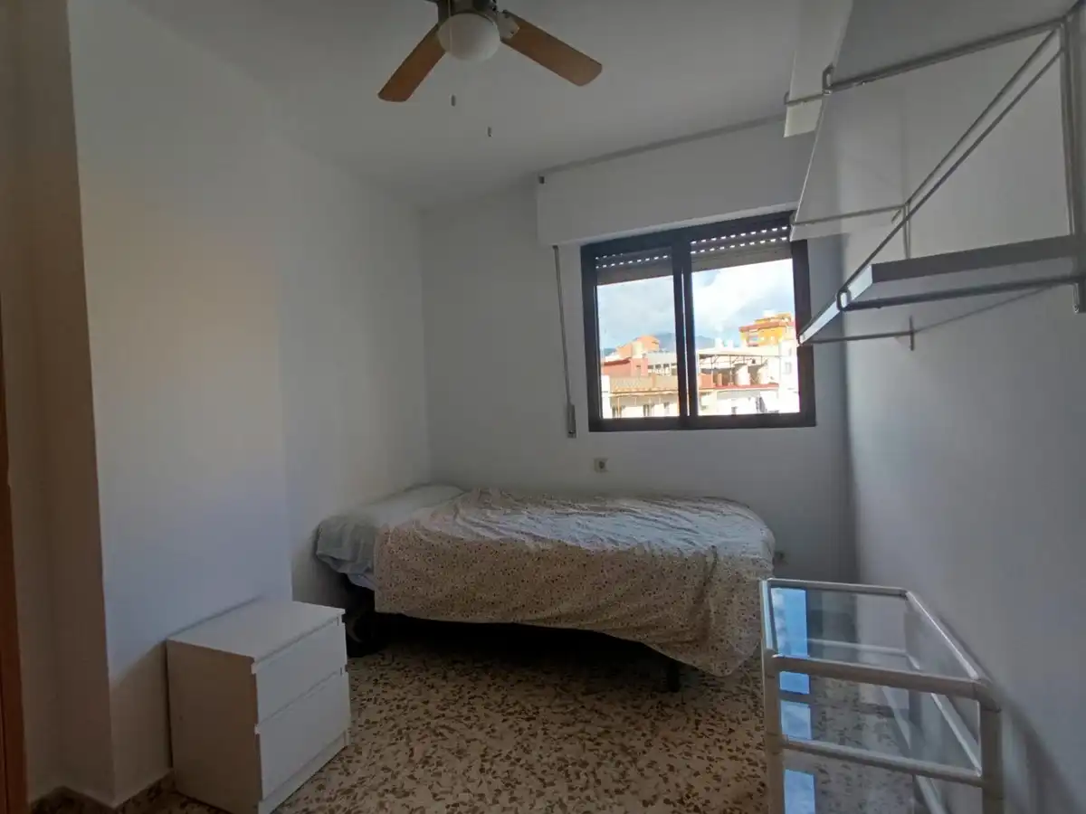 Apartamento con ascensor en venta en Camino de Coín, 29640 Fuengirola, imagen 4