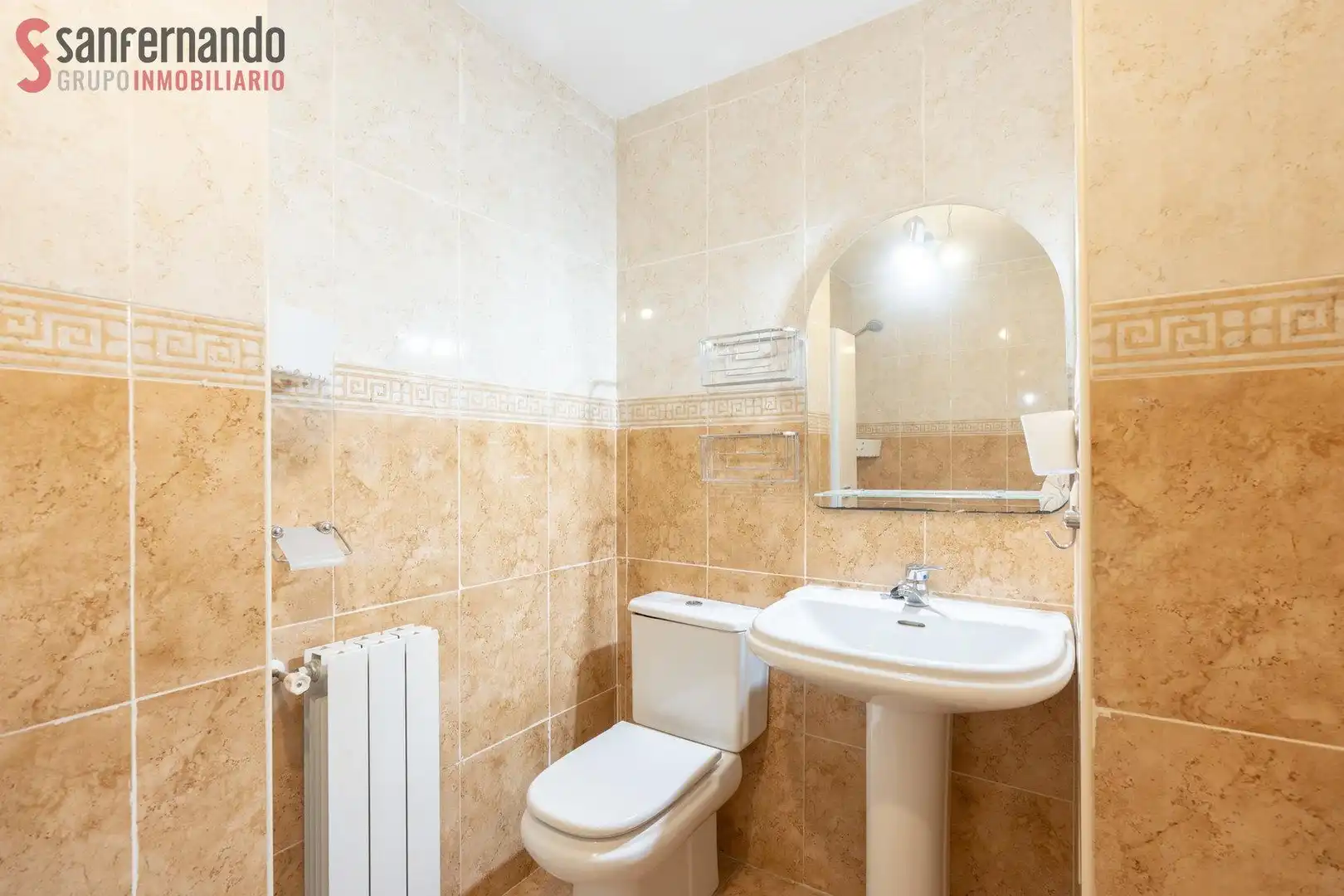 Baño de Piso en venta en Alisal - San Román