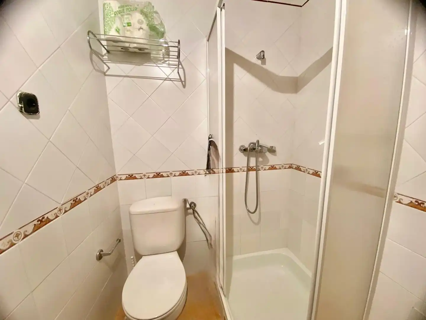 Baño de Finca rústica en venta en Soto de la Vega con Calefacción, Jardín privado y Parquet