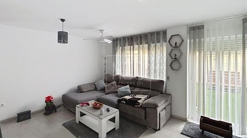 Foto 4 de Casa adosada en venta en Calle Miralrio, Moraleja de Enmedio, Madrid