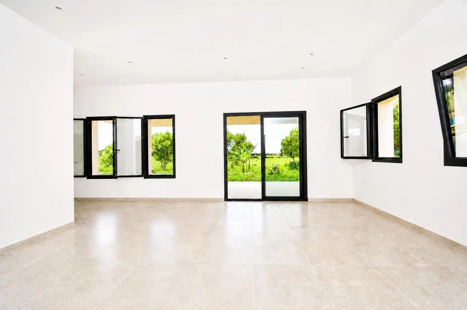 Finca rústica en venta en Muro con Aire acondicionado, Calefacción y Jardín privado