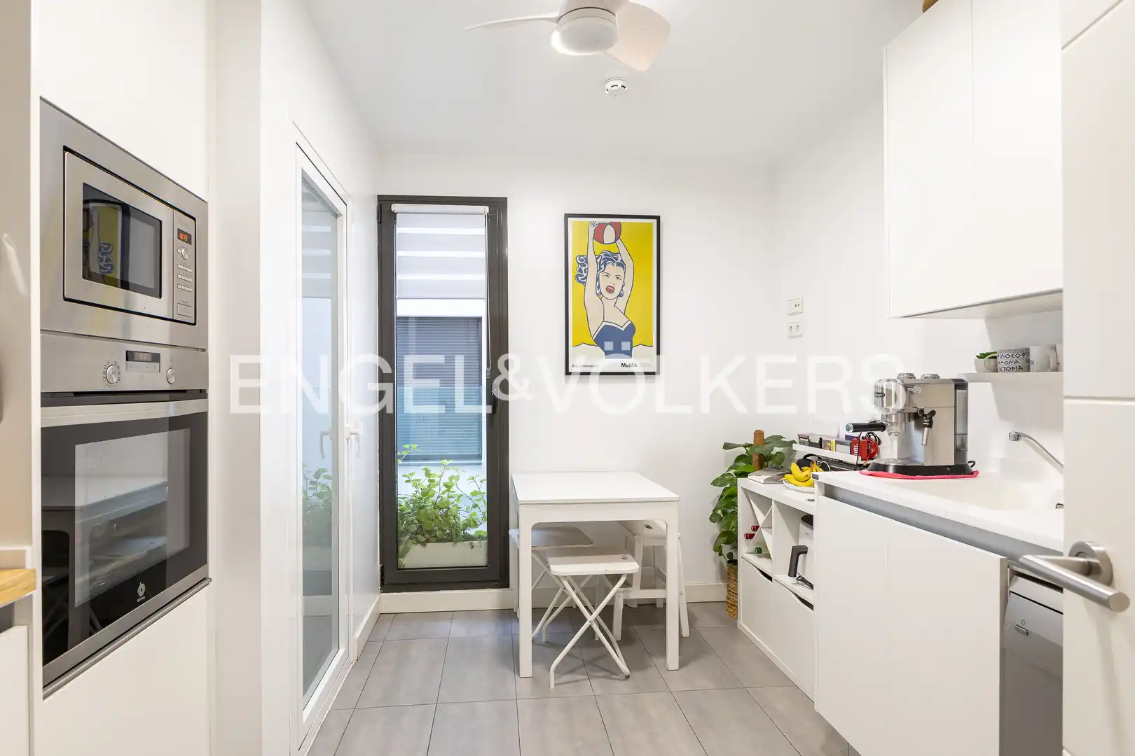 Terrassa de Dúplex en venda en Madrid amb Aire condicionat, Calefacció i Jardí privat