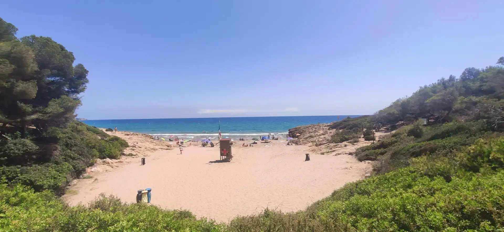 Vista exterior de Casa o xalet en venda en Tarragona amb Jardí privat, Terrassa i Piscina