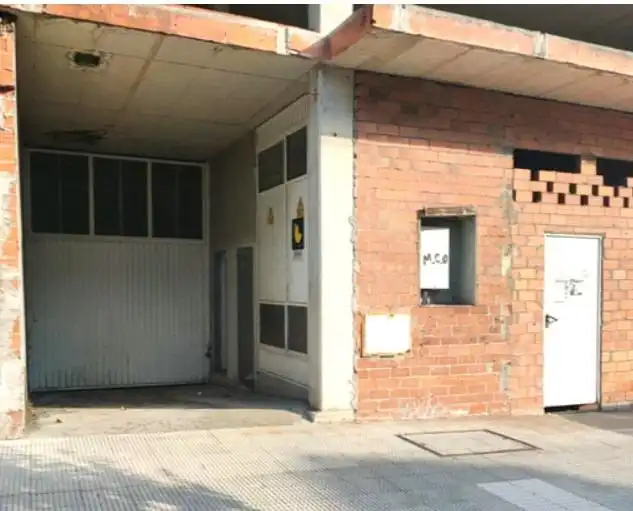 Gebäude zum Verkauf in Travesía de Meicende, 51, Pastoriza