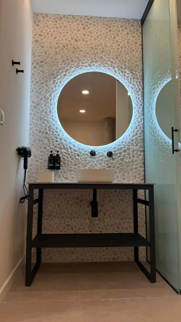 Baño de Planta baja en venta en Bormujos con Aire acondicionado y Amueblado