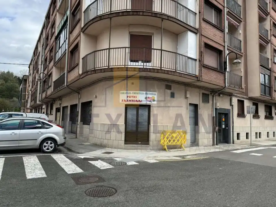 Local comercial en venda a Elorrio, imagen 2