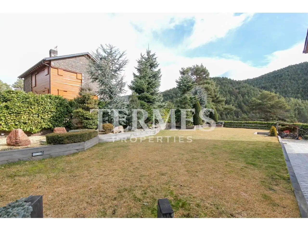 Jardín de Casa o chalet en venta en Alp con Calefacción, Jardín privado y Terraza
