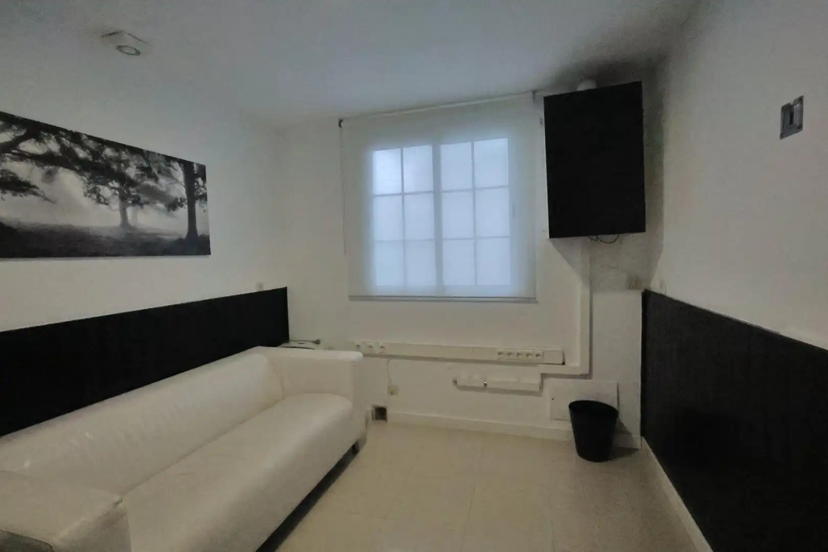Sala d'estar de Pis en venda en Las Gabias amb Aire condicionat