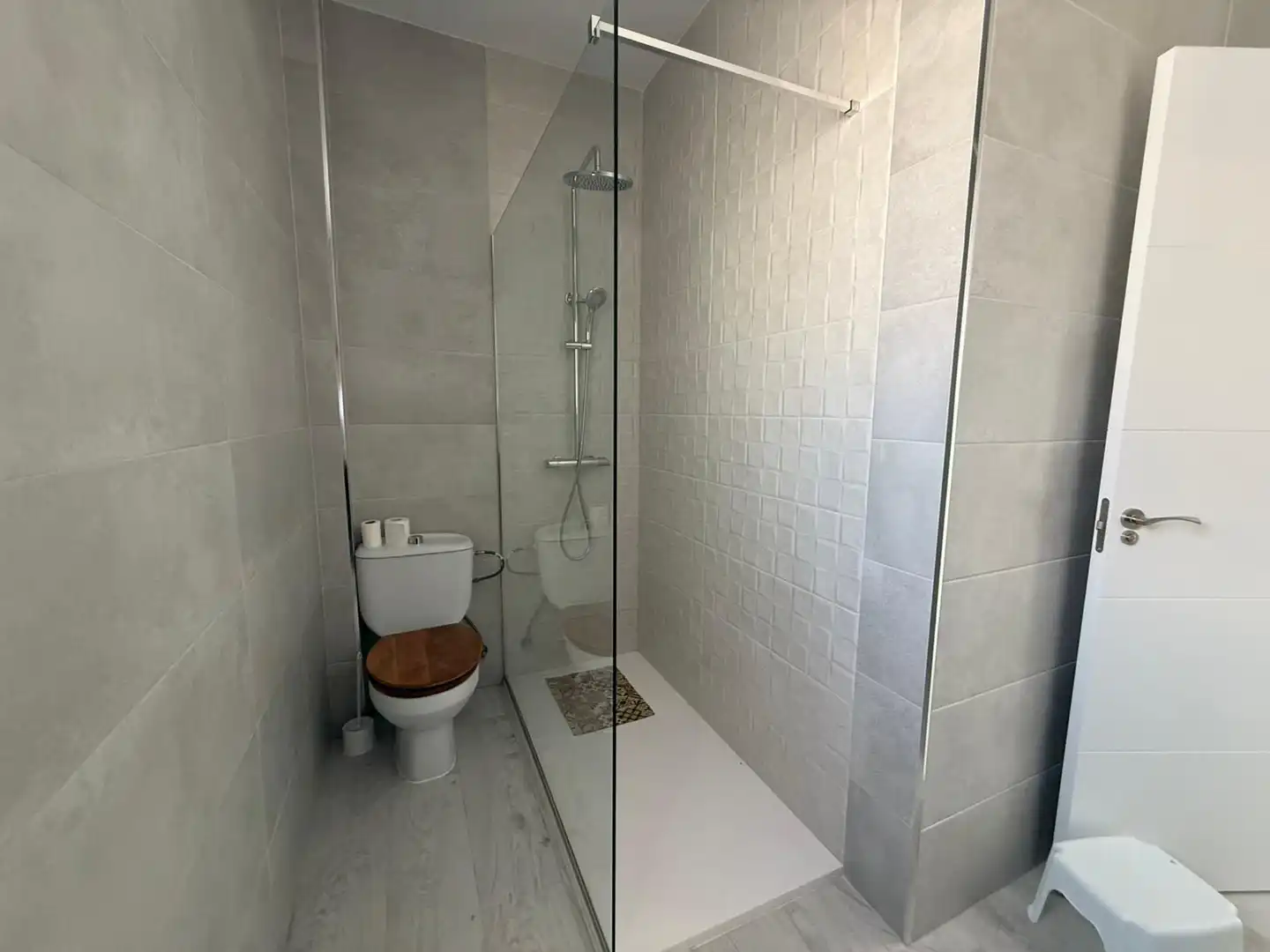 Badezimmer von Gebäude zum Verkauf in Utrera