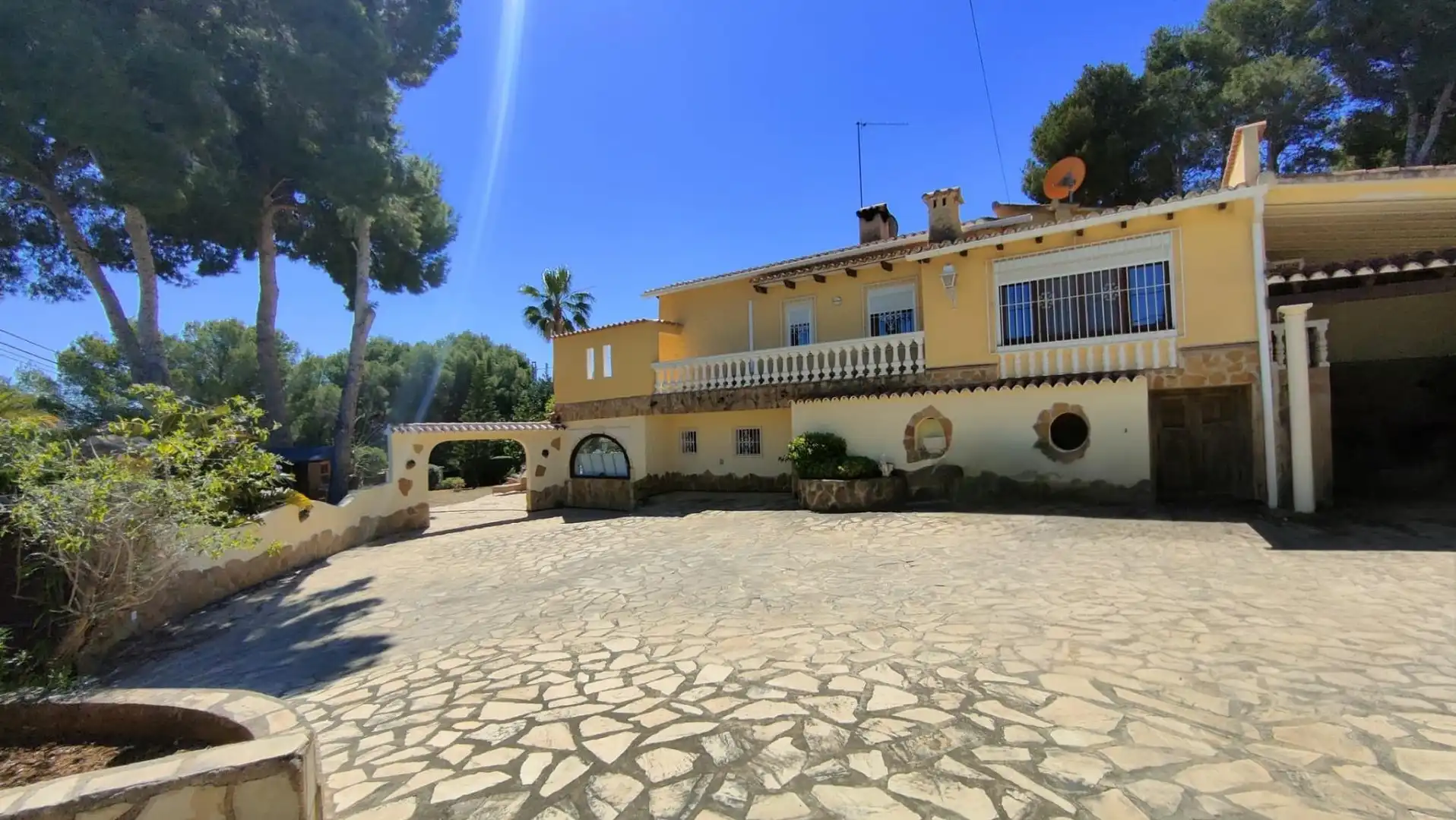 Vista exterior de Casa o chalet en venta en Moraira con Aire acondicionado, Jardín privado y Terraza