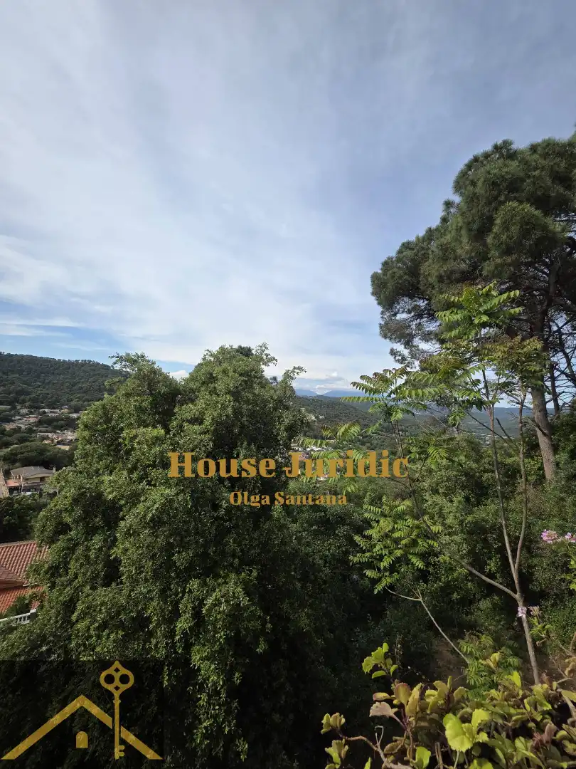 Villa avec terrasse à vendre à Urbanització Can Ribosa