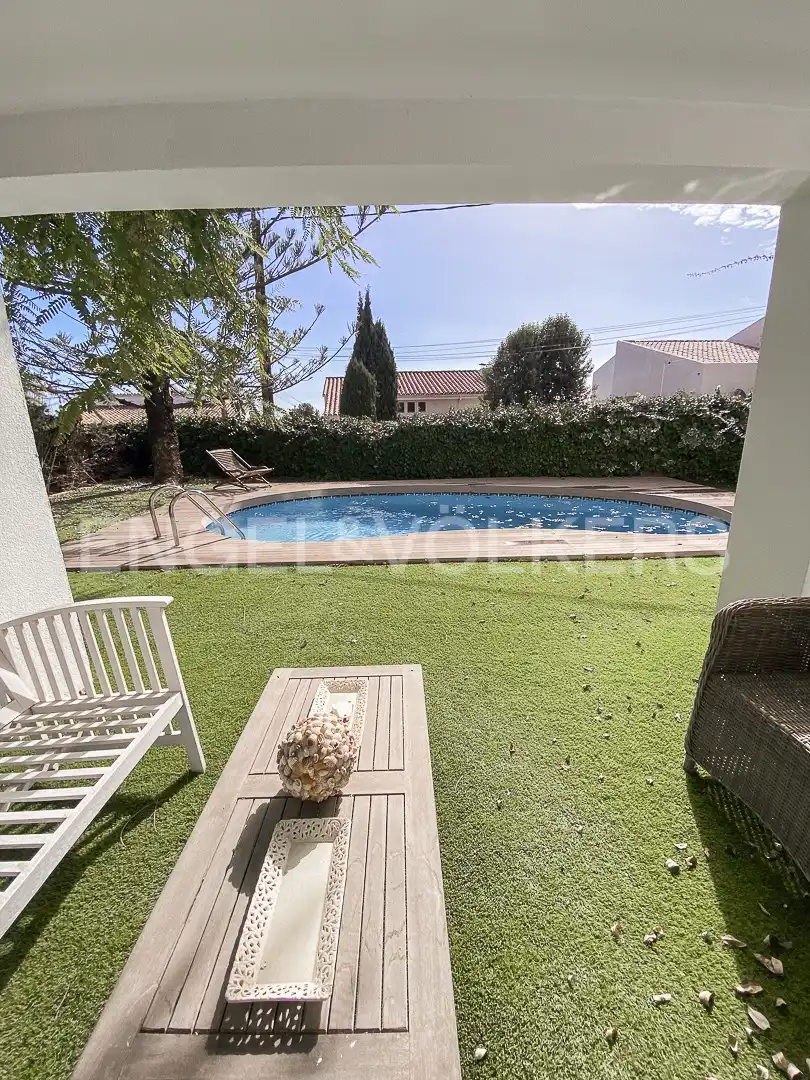 Piscina de Casa adosada de alquiler en Sitges con Calefacción, Jardín privado y Terraza