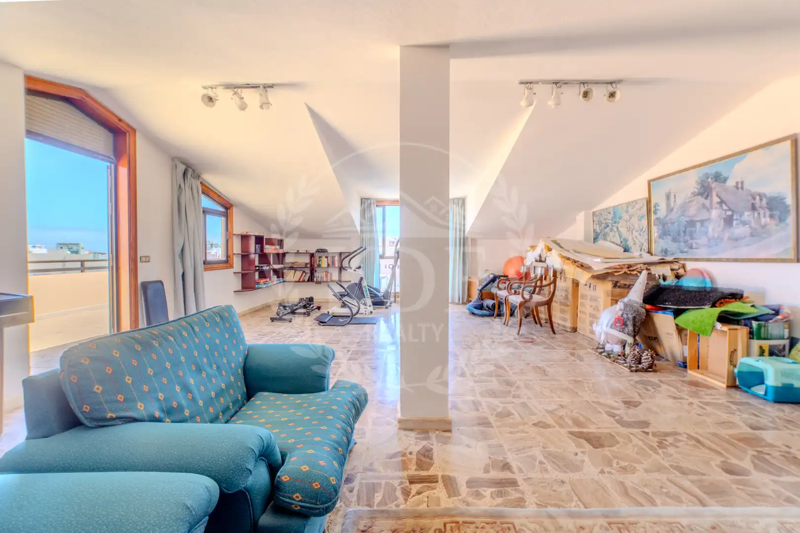 Sala d'estar de Casa o xalet en venda en Santa Cruz de Tenerife amb Aire condicionat, Calefacció i Jardí privat
