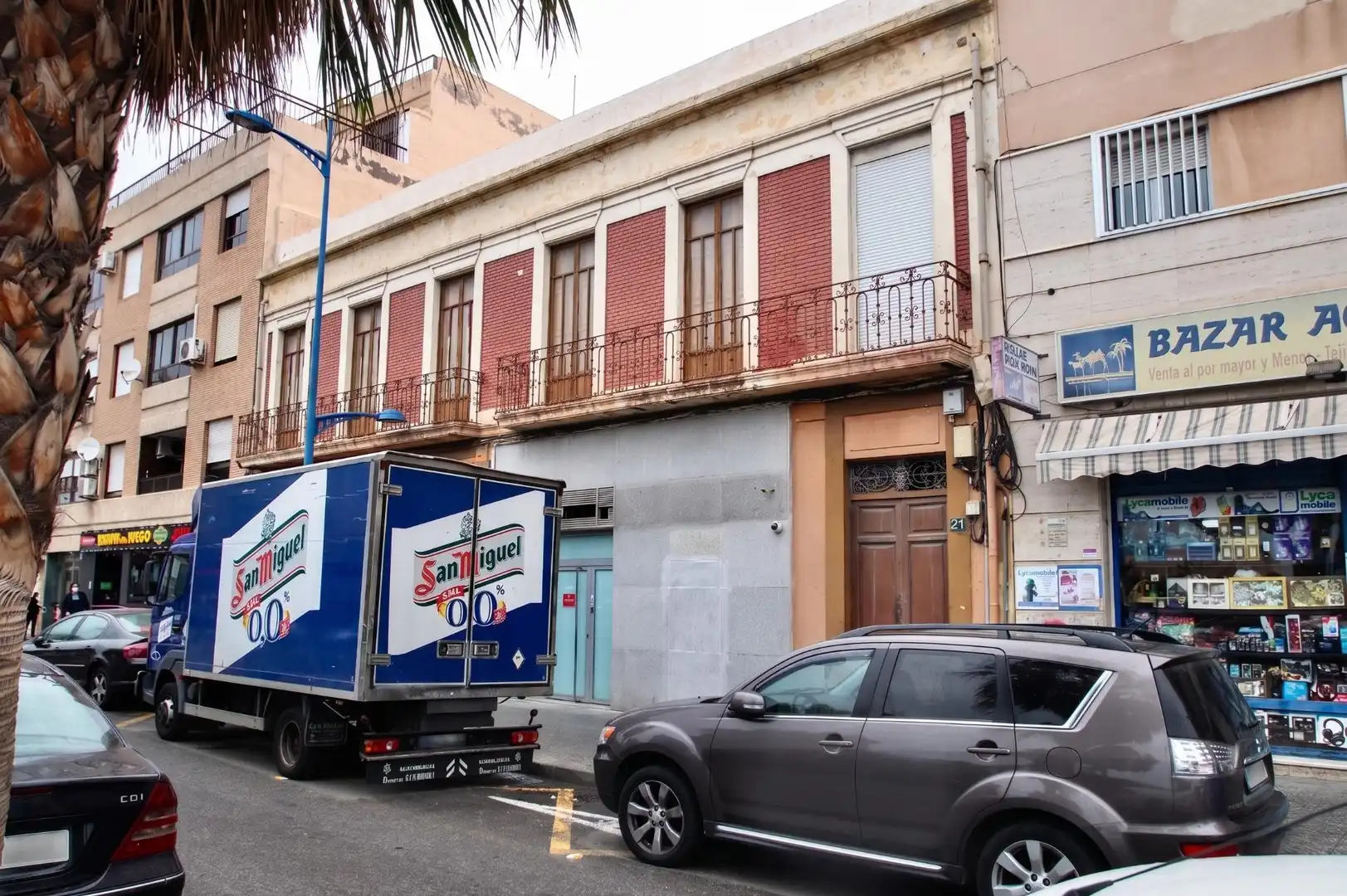 Außenansicht von Gebäude zum Verkauf in Almería