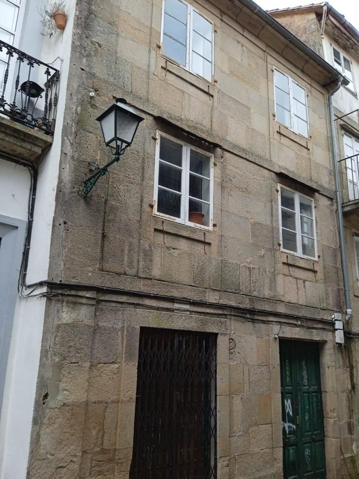 Vista exterior de Casa o xalet en venda en Santiago de Compostela 
