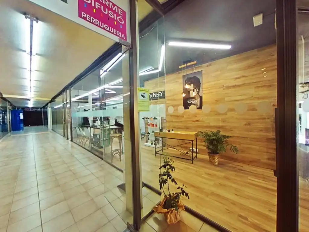 Business premises for sale in Centre Vila, imagen 8