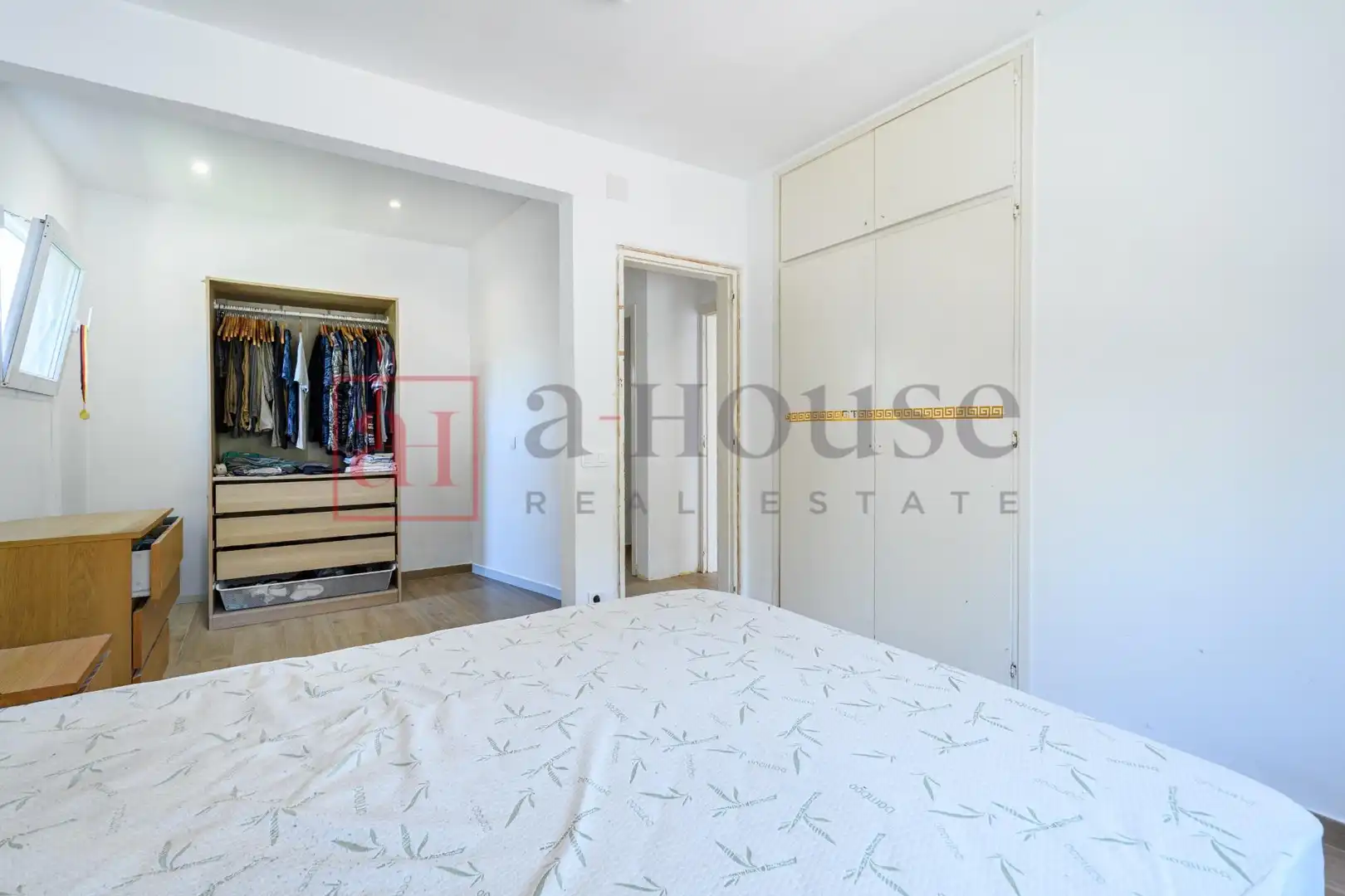 Habitación de Casa o chalet en venta en Olivella con Parquet, Terraza y Piscina