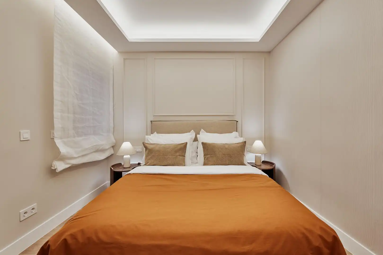 Bedroom of Flat for sale in Madrid  with Air Conditioner, Heating and Furnished