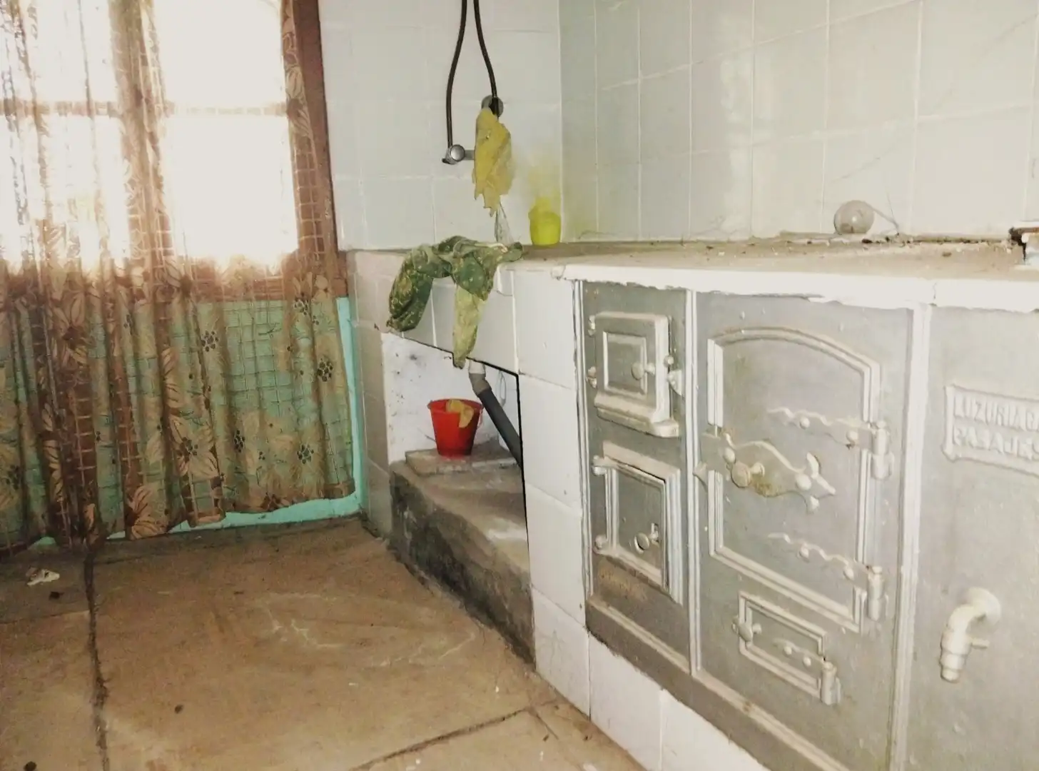 Cocina de Finca rústica en venta en Barrado