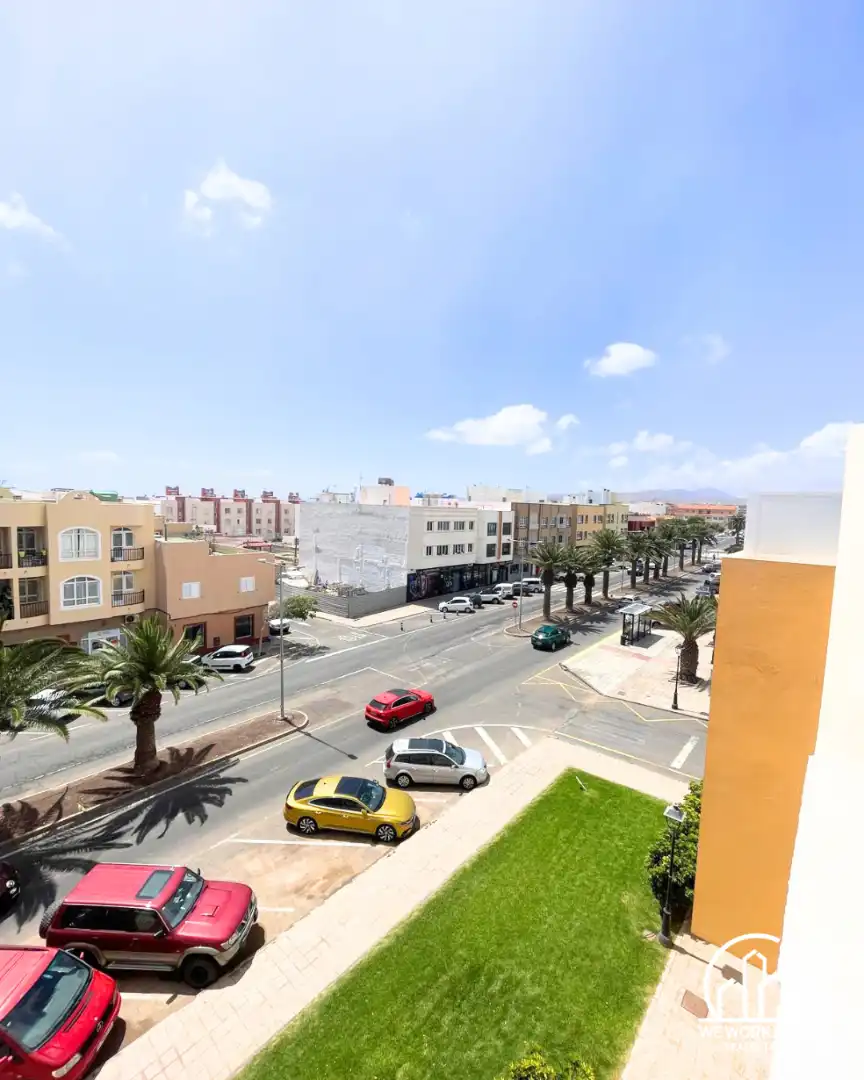 Vista exterior de Casa adosada en venda en Puerto del Rosario amb Jardí privat, Parquet i Terrassa
