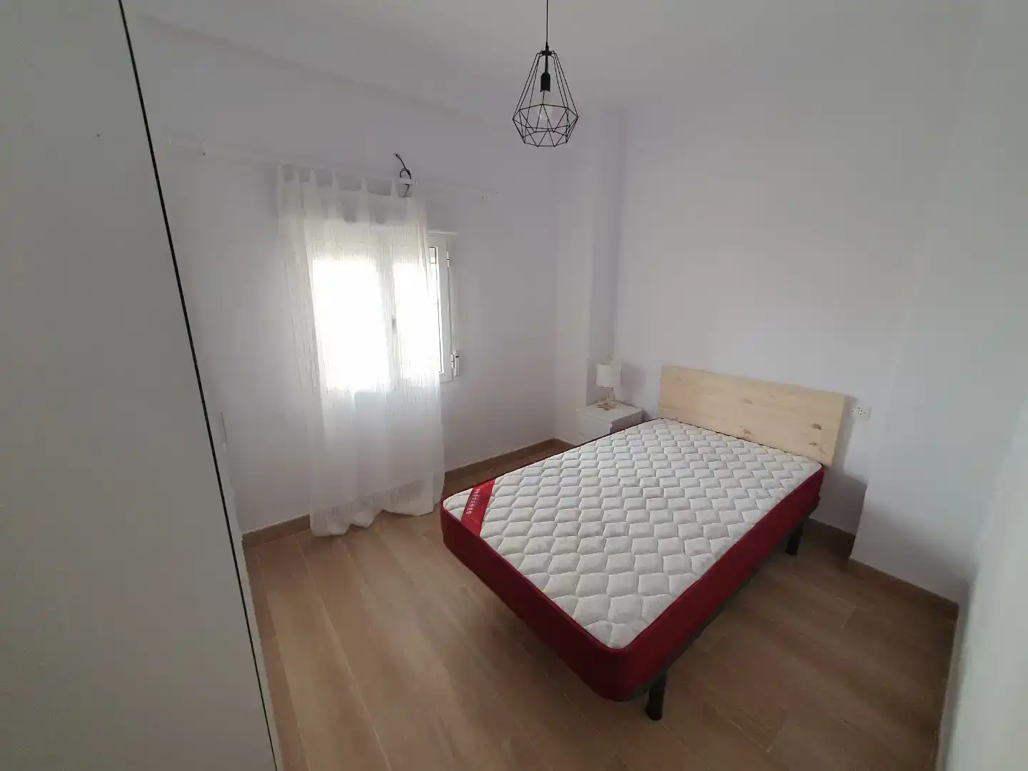 Habitación de Piso en venta en Baza con Aire acondicionado, Trastero y Amueblado