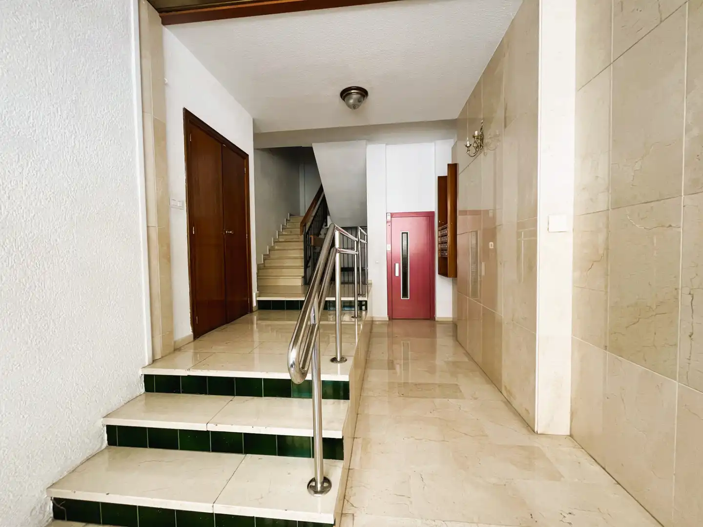 Piso en venta en Jaén con Aire acondicionado, Calefacción y Balcón