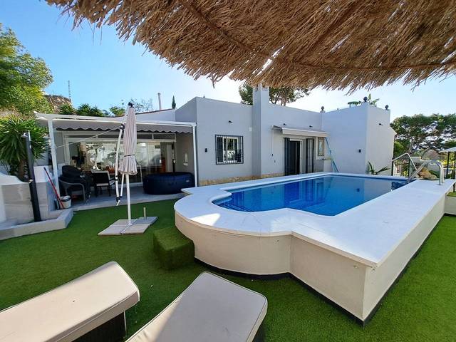 Casa-chalet en Venta en El Tossal - Bello Horizonte