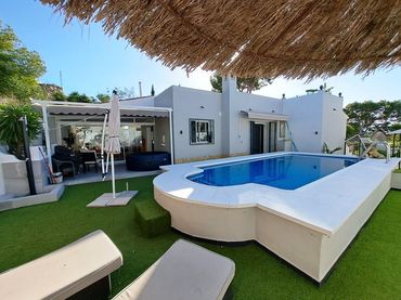Villa con piscina in vendita a El Tossal - Bello Horizonte