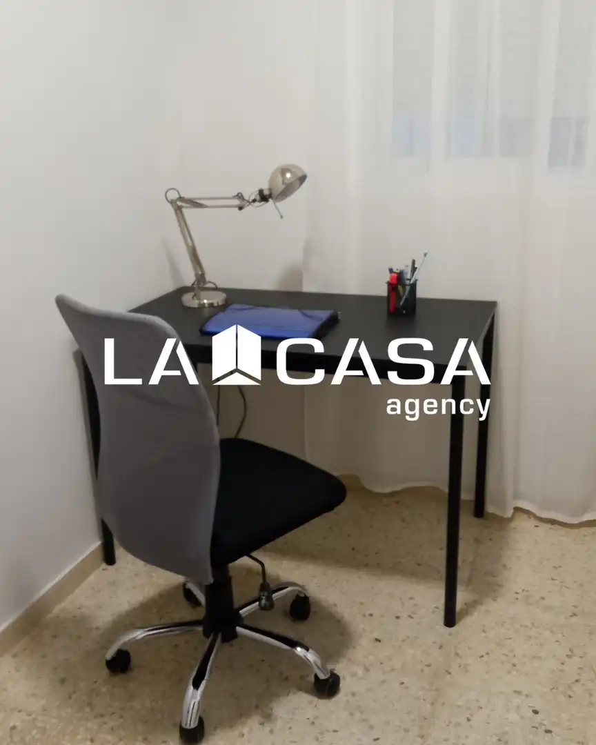 Flat for sale in Sevilla  with Terrace and Storage room