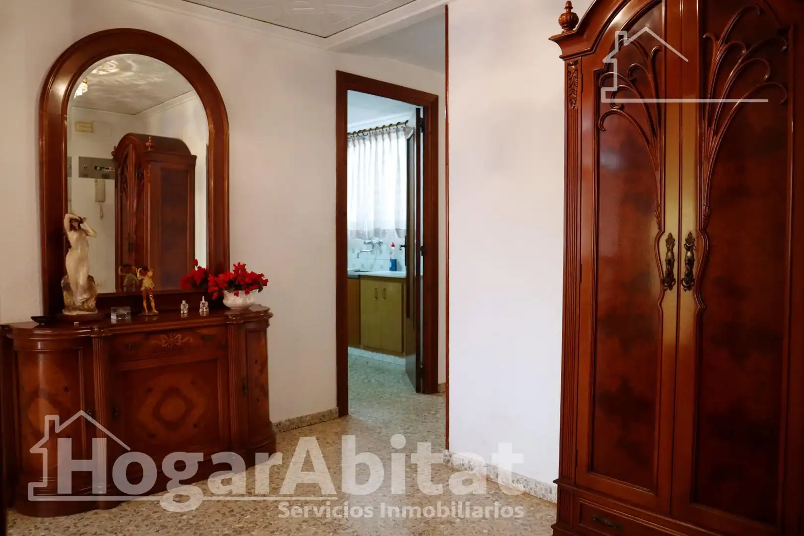 Habitación de Piso en venta en Oliva con Terraza y Balcón