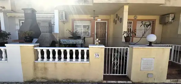 Doppelhaushälfte mit Pool zum Verkauf in Playa del Cura, imagen 2